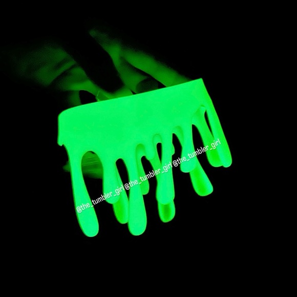 Target Bullseye Halloween Glow in the Dark Slime Tumbler Cup Sleeve - Picture 1 of 6